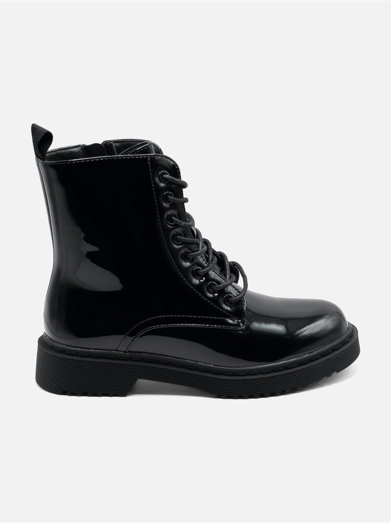 Botas de cano curto com atacadores Preto Preto - Kiabi
