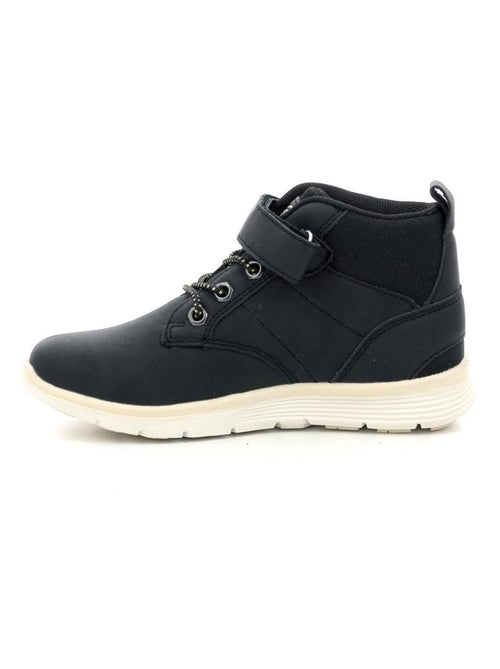 Botas de Menino Umbro Nelda Pretas com Velcro - Kiabi Botas de Menino Umbro Nelda Pretas com Velcro - Kiabi