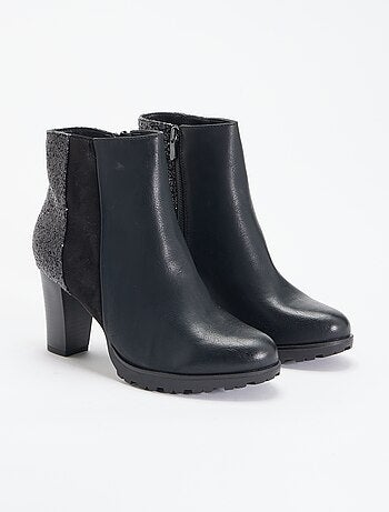 Botas de salto alto com lantejoulas