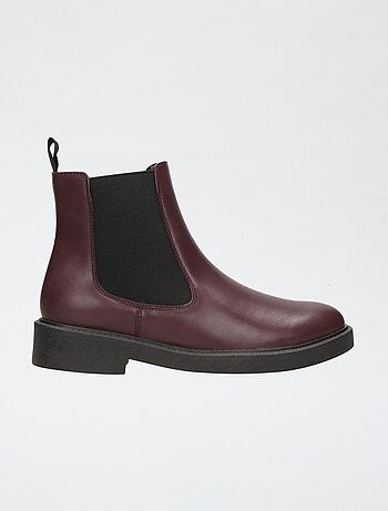 Botas de salto em imitação de pele