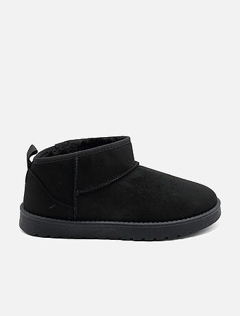 Botas de senhora alça cruzada