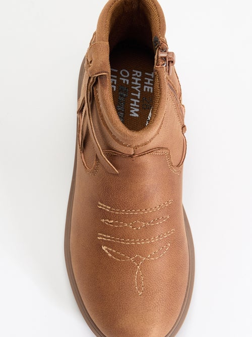 Botas efeito camurça - Kiabi Botas efeito camurça - Kiabi