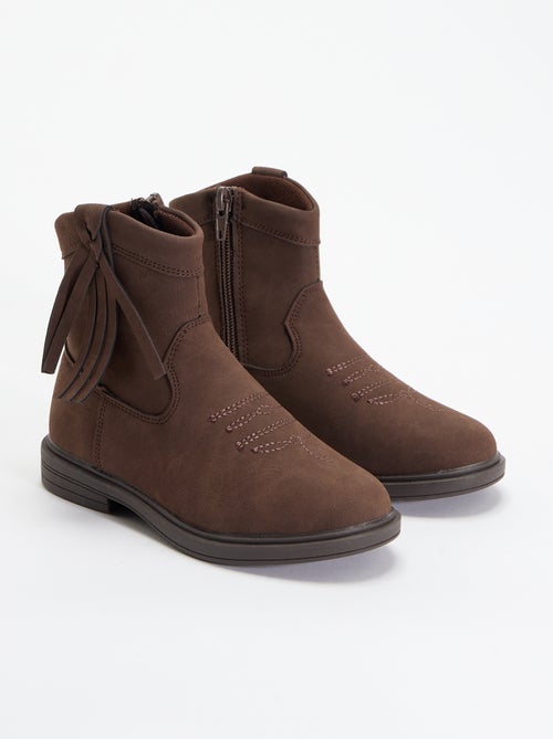 Botas efeito camurça - Kiabi Botas efeito camurça - Kiabi