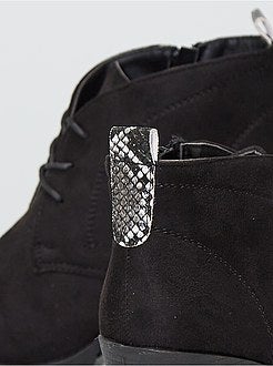 Botas em camurça sintética com salto quadrado - Kiabi