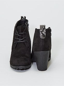 Botas em camurça sintética com salto quadrado - Kiabi