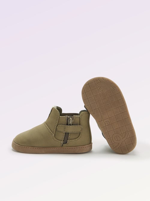 Botas em imitação de pele com fole elástico - Kiabi
