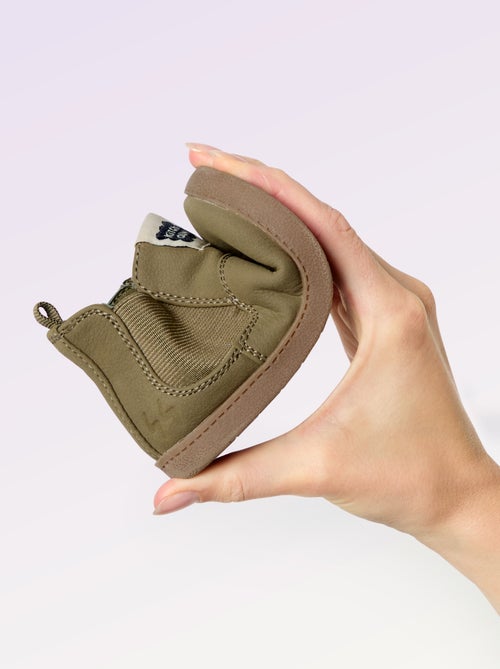 Botas em imitação de pele com fole elástico - Kiabi