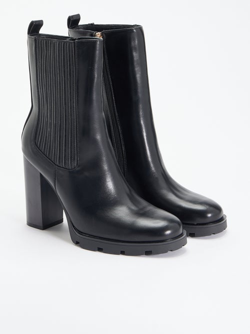 Botas em imitação de pele de salto alto - Kiabi Botas em imitação de pele de salto alto - Kiabi