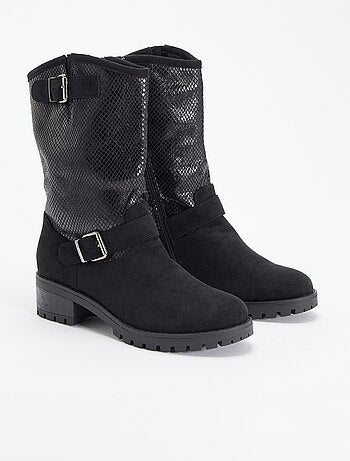 Botas em imitação de pele e camurça