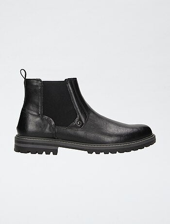 Botas em imitação de pele
