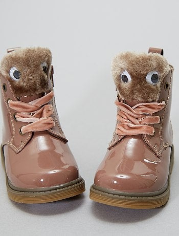 Botas em pele sintética de verniz forradas - Kiabi