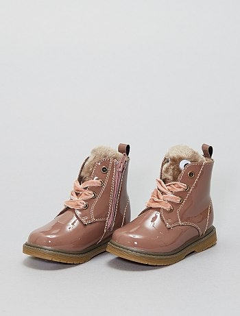 Botas em pele sintética de verniz forradas - Kiabi