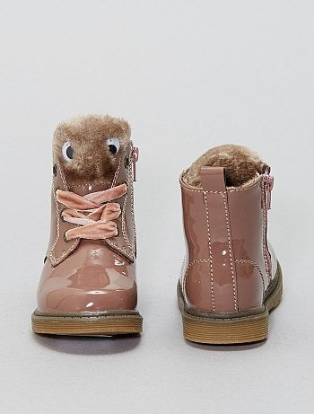 Botas em pele sintética de verniz forradas - Kiabi