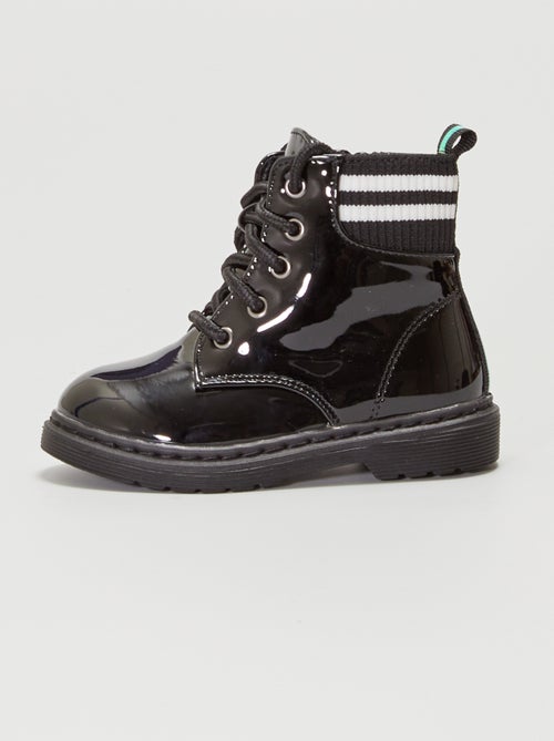 Botas em verniz - Kiabi