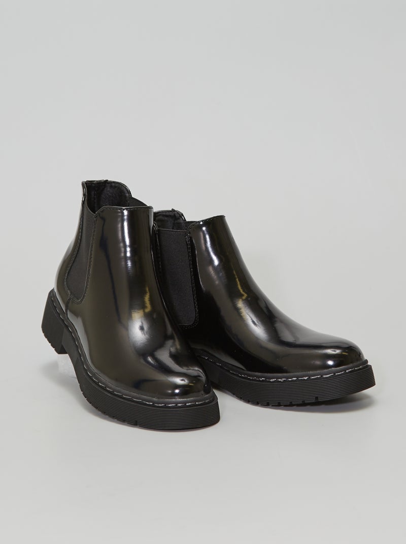 Botas em verniz tipo 'Chelsea' Preto - Kiabi