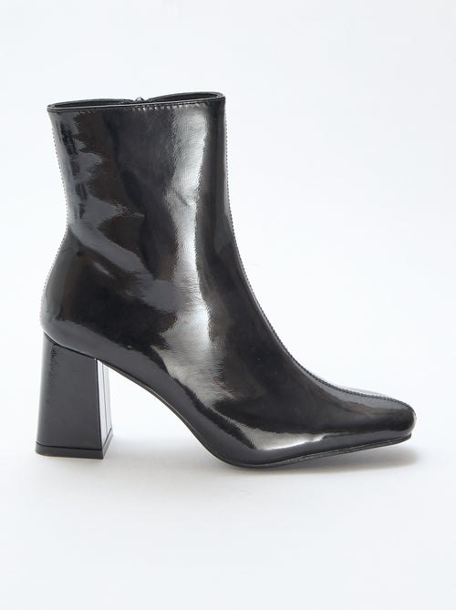 Botas envernizadas com salto quadrado - Kiabi