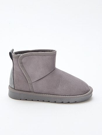 Botas estilo camurça em nobuck