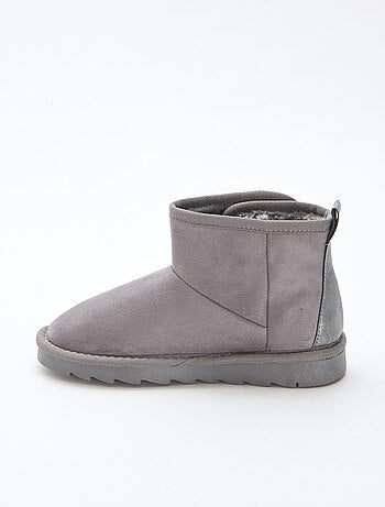 Botas estilo camurça em nobuck