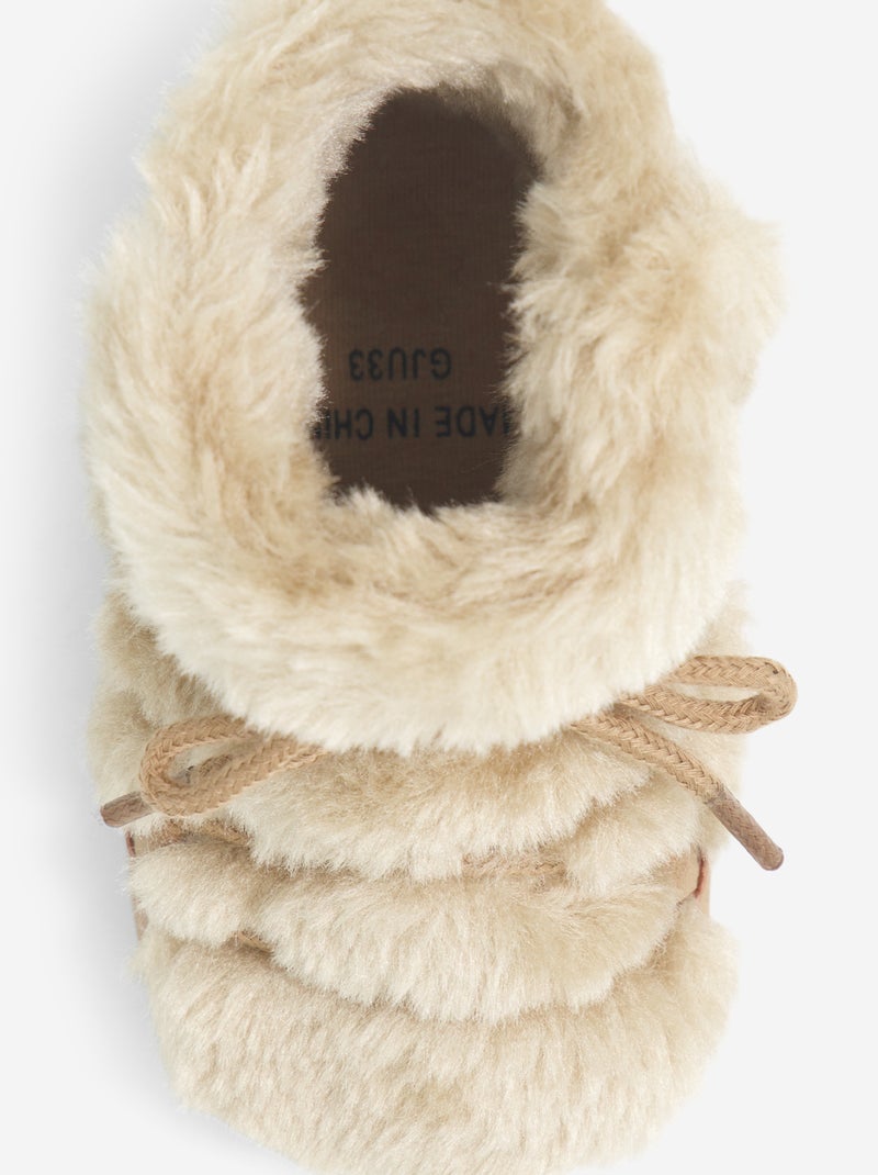 Botas forradas com atacadores Castanho - Kiabi