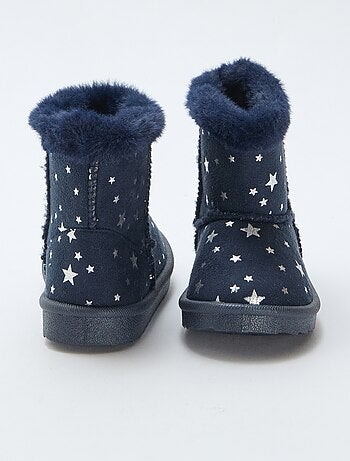 Botas forradas com estampado de estrelas