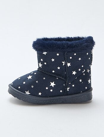 Botas forradas com estampado de estrelas