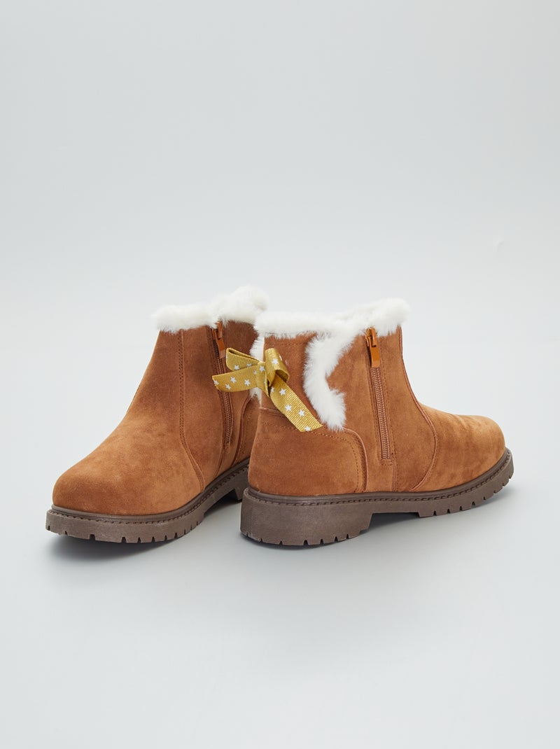Botas forradas em camurça sintética com laço de fantasia Camel - Kiabi