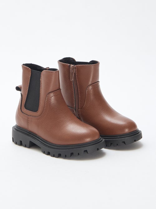 Botas justas em imitação de couro - Kiabi