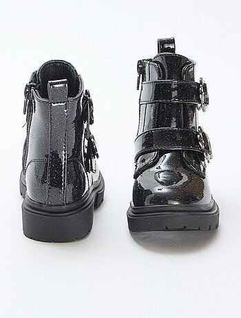 Botas lisas com glitter