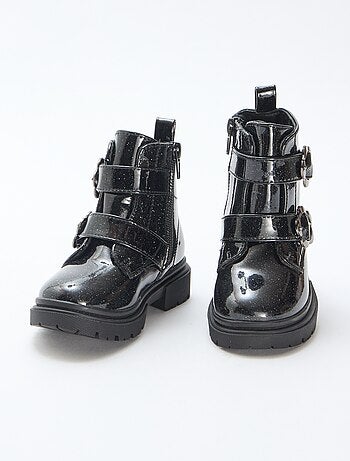 Botas lisas com glitter