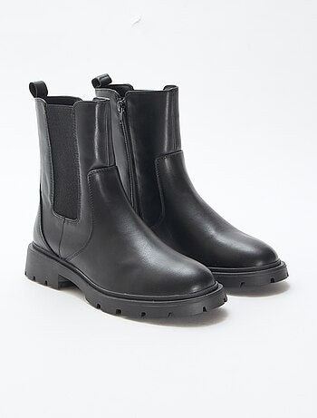 Botas modelo Chelsea em pele sintética com foles elásticos