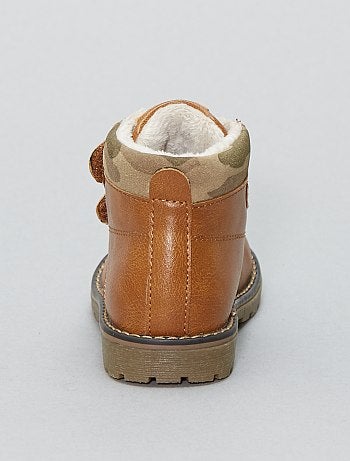 Botas subidas em pele sintética - Kiabi