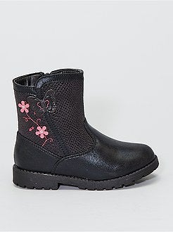 Botas texturadas com efeito 'pele de cobra' - Kiabi