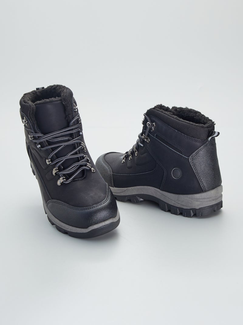 Botas tipo montanha em pele sintética Preto - Kiabi
