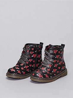 Botas tipo rangers com estampado 'corações' - Kiabi