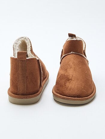 Botins baixos forrados