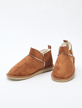 Botins baixos forrados