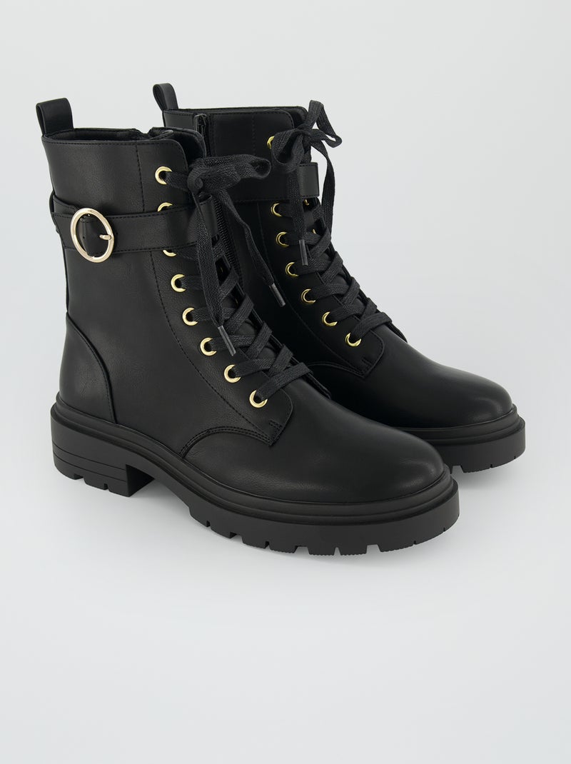 Botins com atacadores e sola dentada Preto - Kiabi