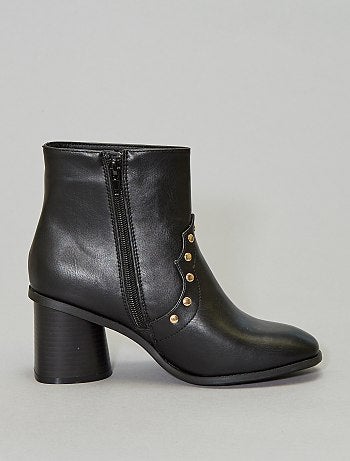 Botins com saltos com pormenor de 'tachas' - Kiabi