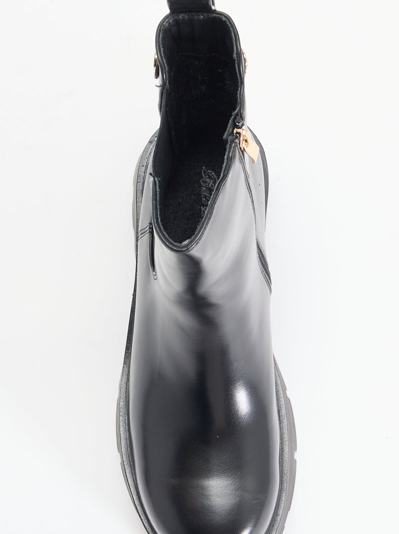 Botins de cano médio em imitação de pele Preto - Kiabi