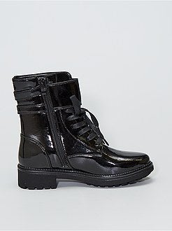 Botins de verniz com atacadores estilo rangers - Kiabi