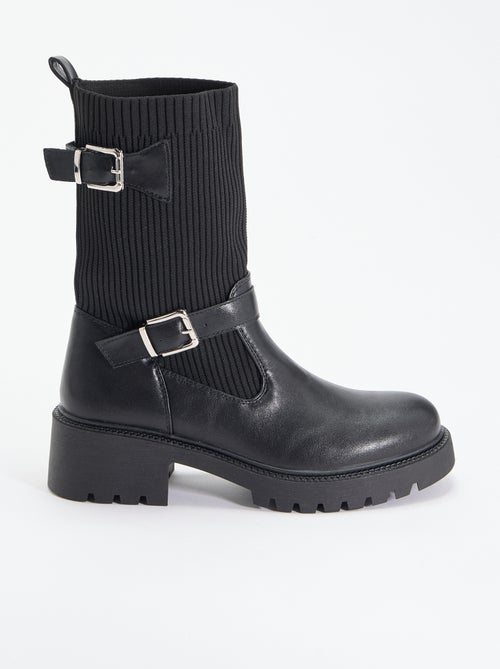 Botins efeito meia em imitação de pele com fivela - Kiabi Botins efeito meia em imitação de pele com fivela - Kiabi