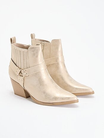 Botins em imitação de pele com salto