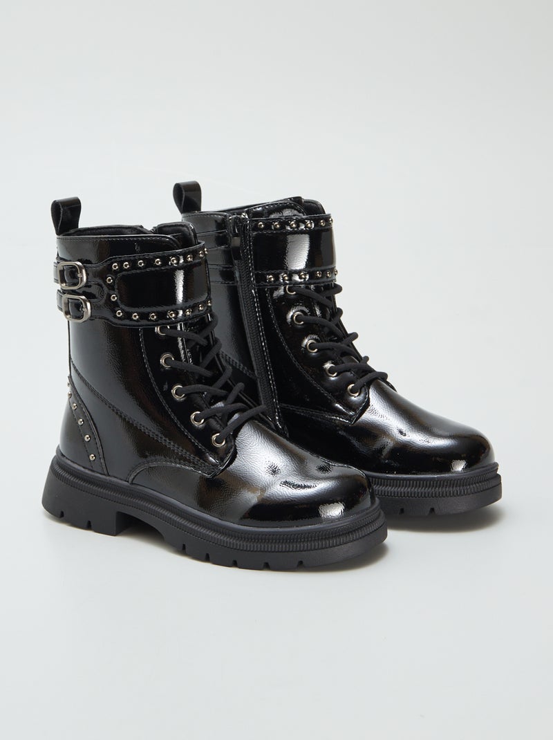 Botins em verniz com tachas PRETO - Kiabi