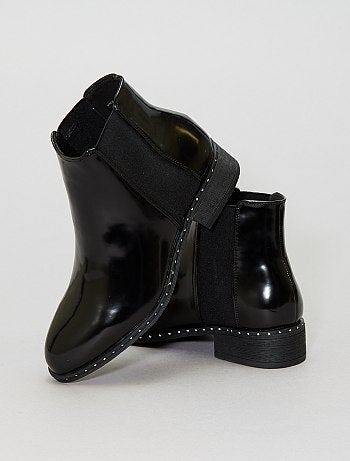 Botins iridescentes com tachas - Kiabi