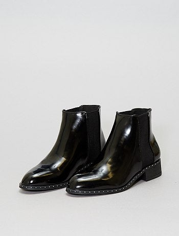 Botins iridescentes com tachas - Kiabi