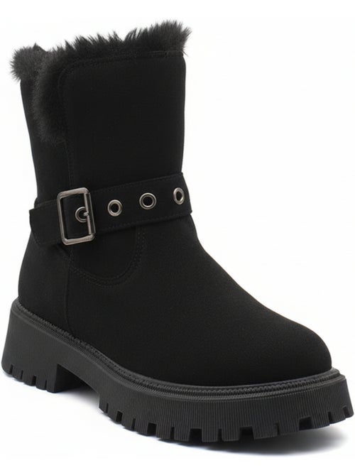 Botins mulher camurça forrados fecho e pulseira ozabi sola dentada - Kiabi Botins mulher camurça forrados fecho e pulseira ozabi sola dentada - Kiabi