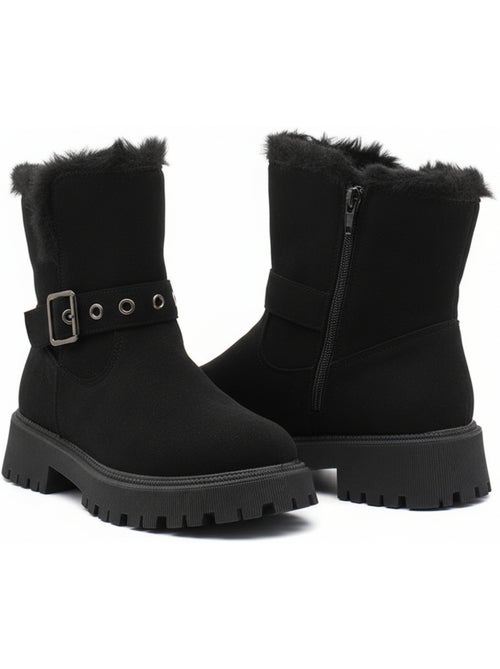 Botins mulher camurça forrados fecho e pulseira ozabi sola dentada - Kiabi Botins mulher camurça forrados fecho e pulseira ozabi sola dentada - Kiabi