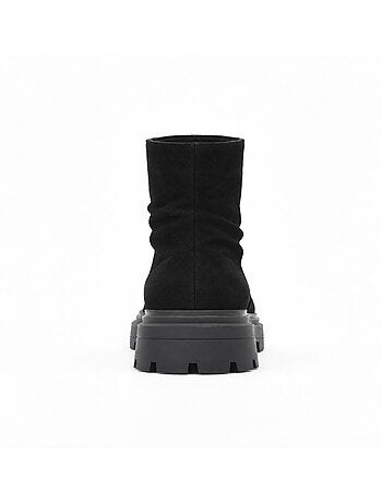 Botins rasos couro natural purapiel