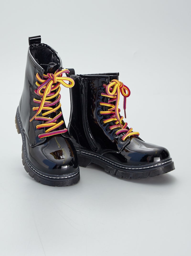 Botins subidos de verniz com atacadores de fantasia PRETO - Kiabi