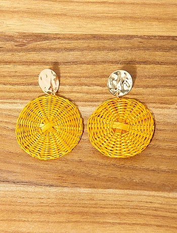 Mulher tamanhos grandes - Brincos em vime - Kiabi